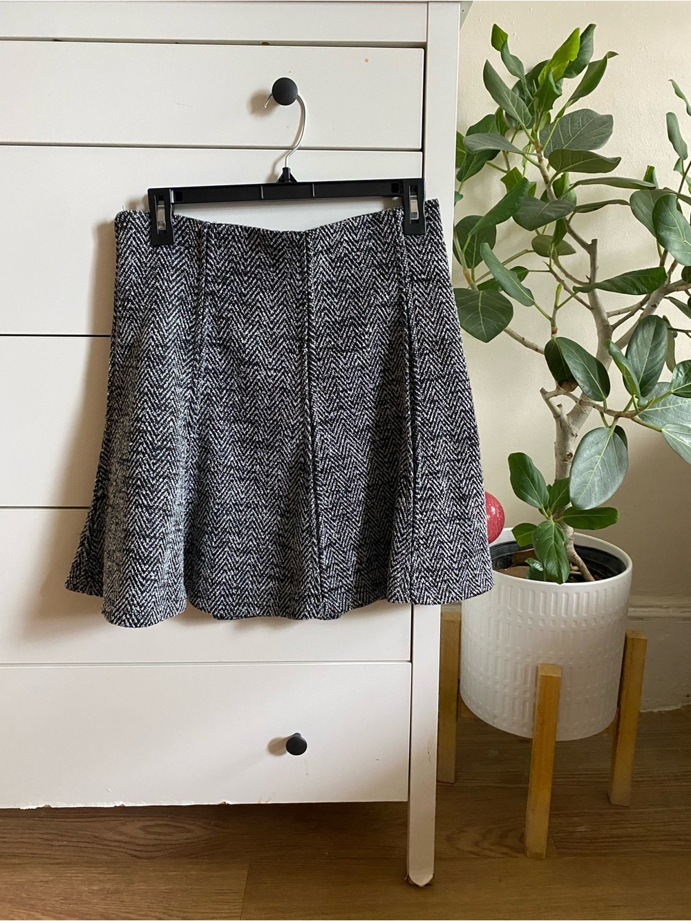 LOFT Black & White Herringbone Skater Skirt